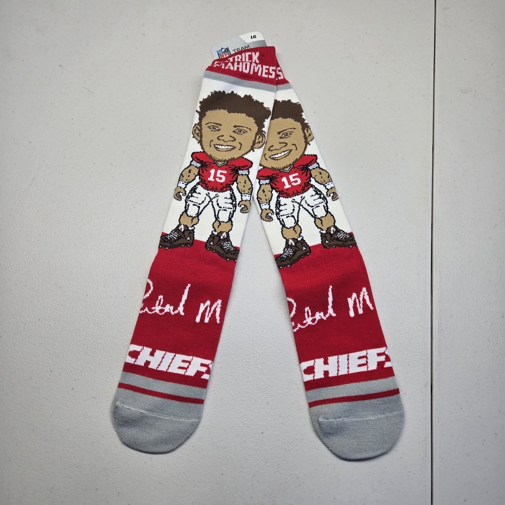Kansas‎ City Chiefs Men Socks Large Red Patrick Mahomes Logo Graphic Knit NWT